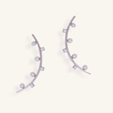 أقراط قمرية من الذهب الأبيض