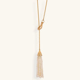 قلادة شرابة من الذهب الأصفر