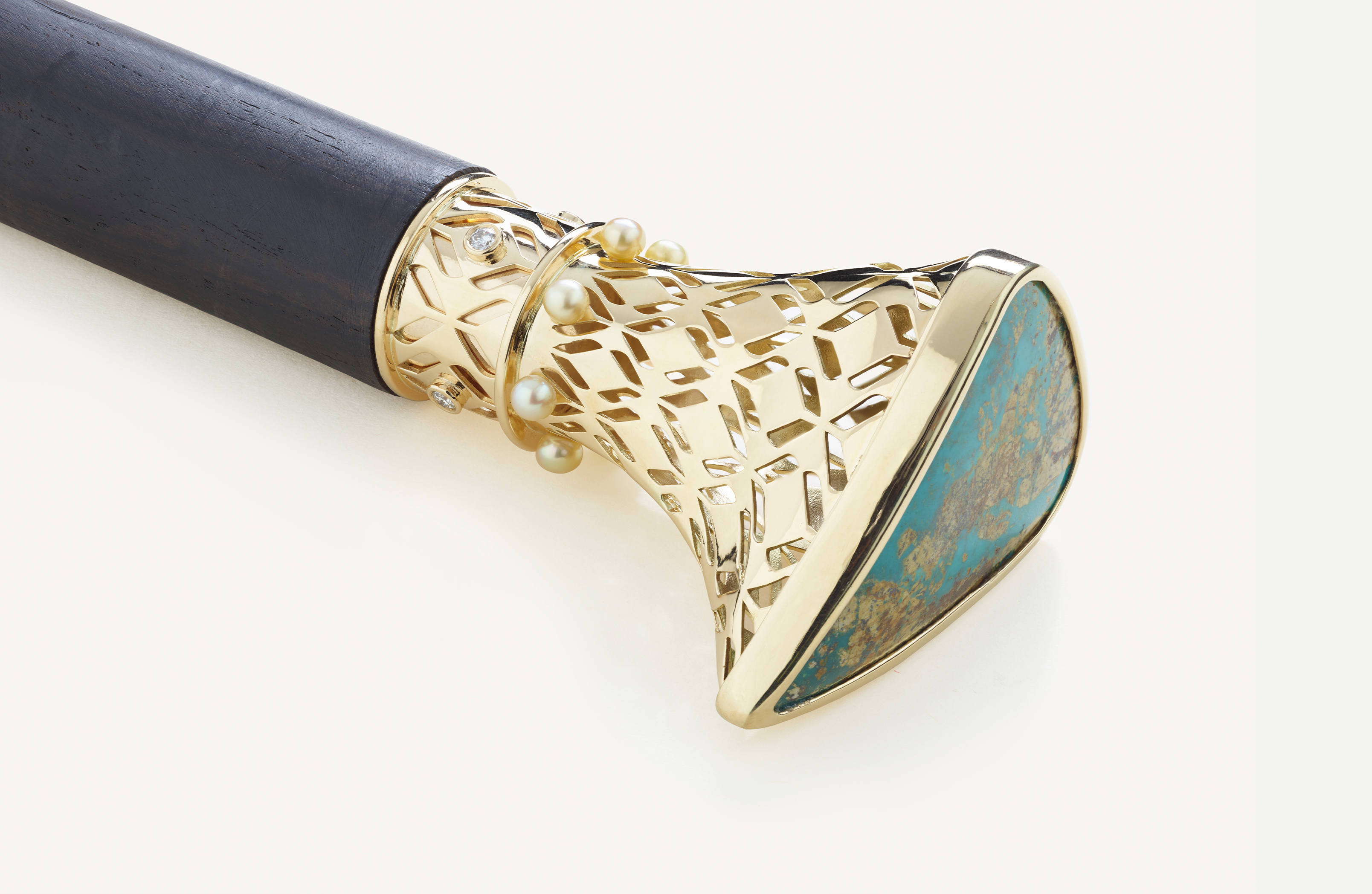 قصب المشي الفيروز