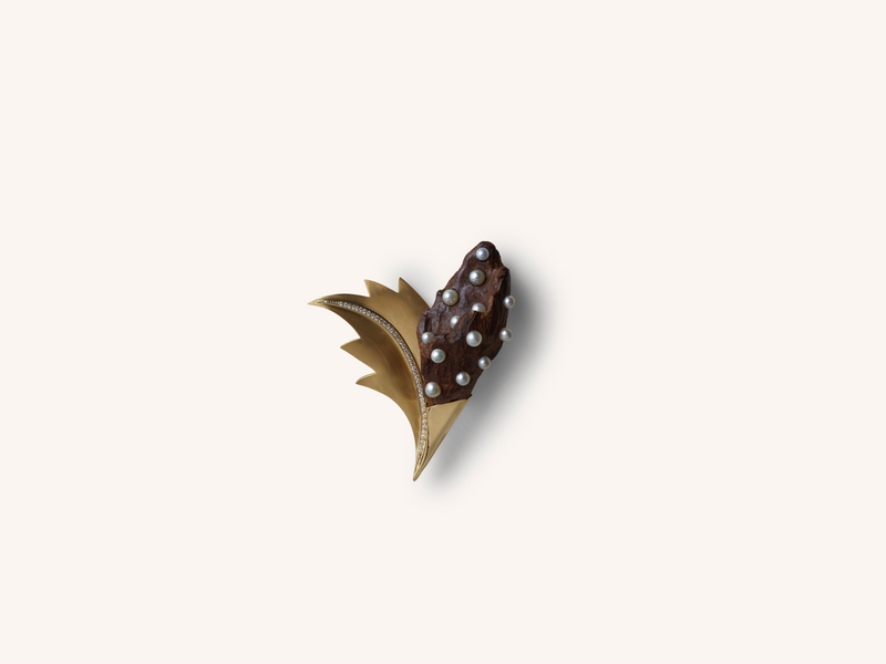 Oud Rose Brooch